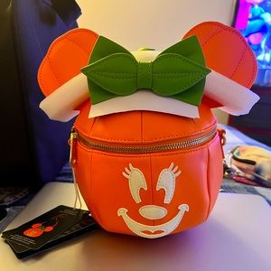 Minnie Mouse Loungefly Crossbody ❤️